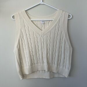 NWOT Garage Cable Knit Sweater Vest!
